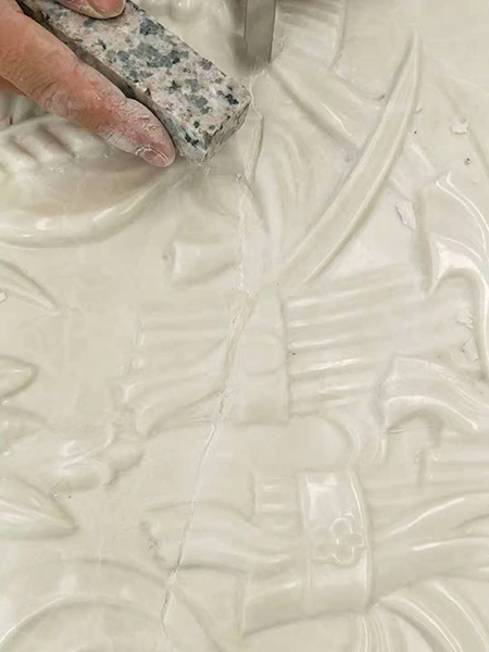 工程装修拆除砸地面砖...