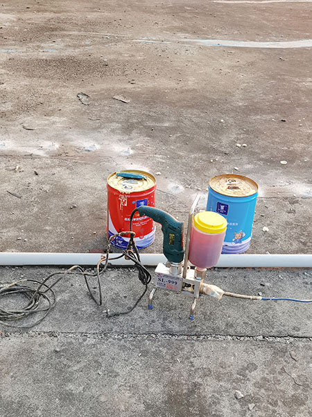 屋面防水裂缝补漏