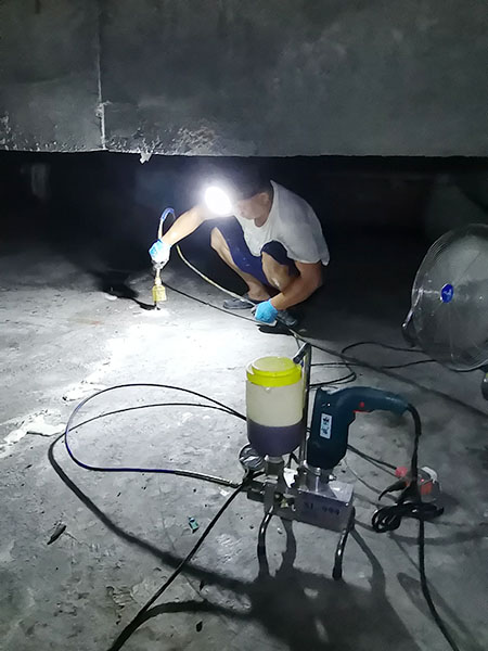 屋面防水裂缝补漏